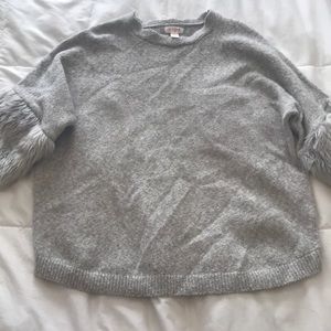 Kids large grey sweater with faux fur cuffs